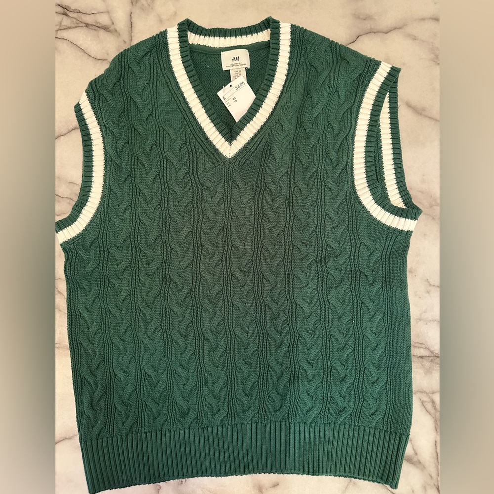 H and M Mens Sweater Vest.  Size XS